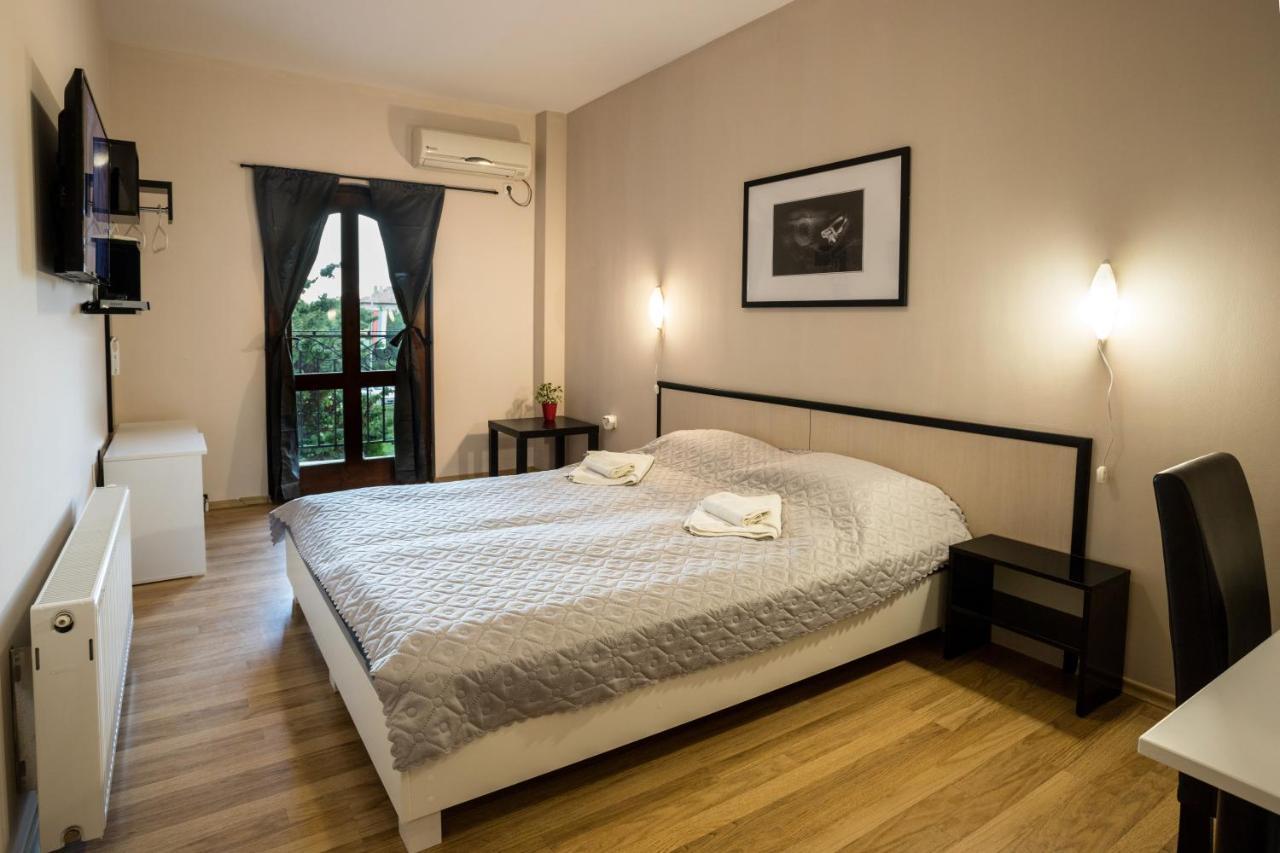 Hanovete Hotel Плиска Екстер'єр фото