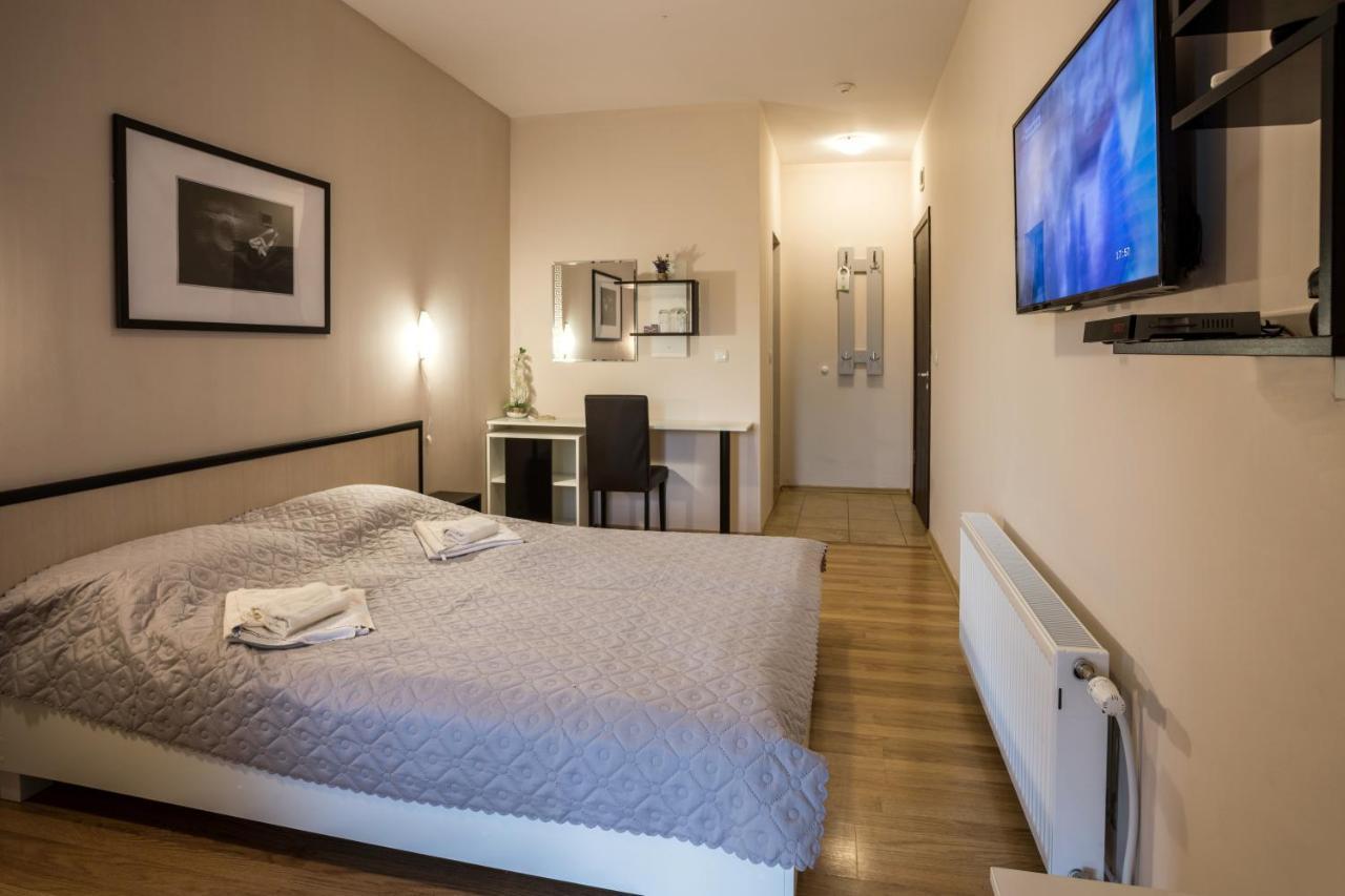 Hanovete Hotel Плиска Екстер'єр фото