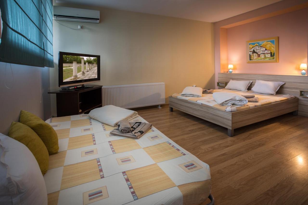 Hanovete Hotel Плиска Екстер'єр фото