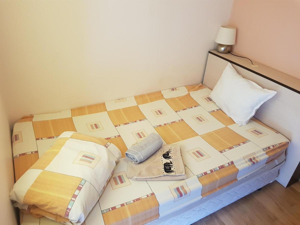Hanovete Hotel Плиска Екстер'єр фото